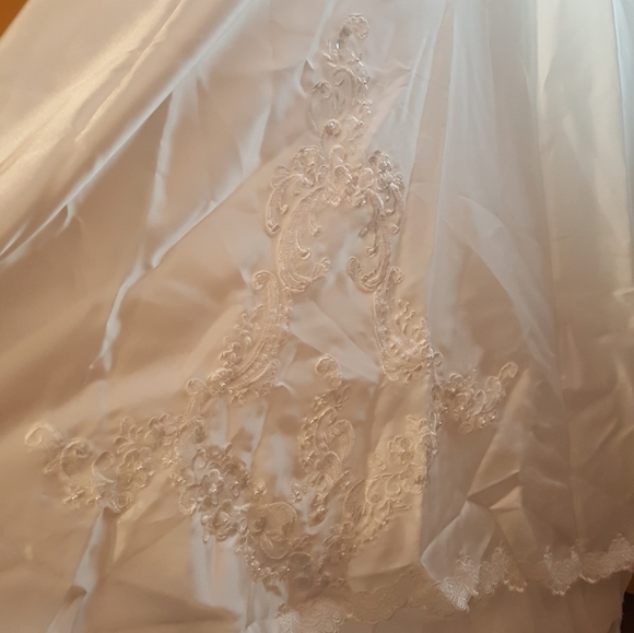 Vintage Wedding Dress, Long - Picture 9 of 12